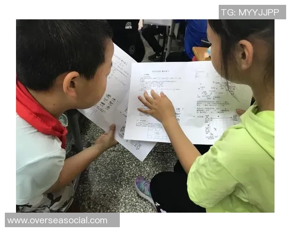 从绿茵场到课堂:足球明星如何引领体育教育新风潮