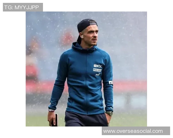 模仿足球明星穿搭风格的创意视频分享让你成为时尚场上的焦点