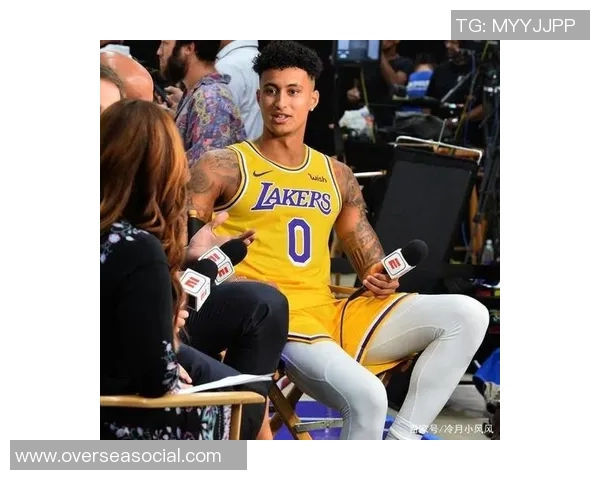 篮球明星的羊毛卷发型如何成为时尚潮流的引领者与年轻人的新宠